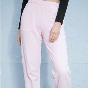 Brandy Melville Rosa Sweats🤍